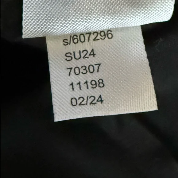 Ann Taylor LOFT Curvy Riviera Shorts in Doubleweave Black Size 2 New - Picture 3 of 7